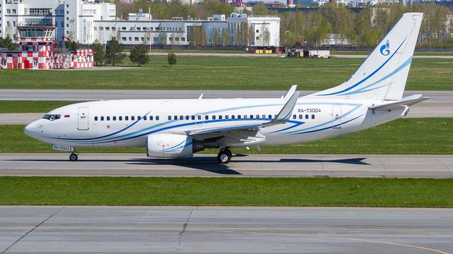RA-73004:Boeing 737-700:Газпром авиа